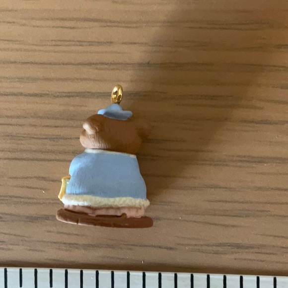 1996 Hallmark Keepsake Ornament Miniature Hattie Chapeau - Mouse - Picture 4 of 6